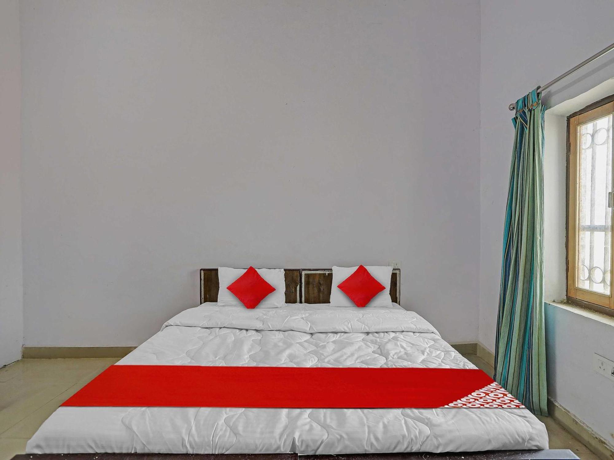 Super Hotel O Easy Stay Inn 러크나우 외부 사진